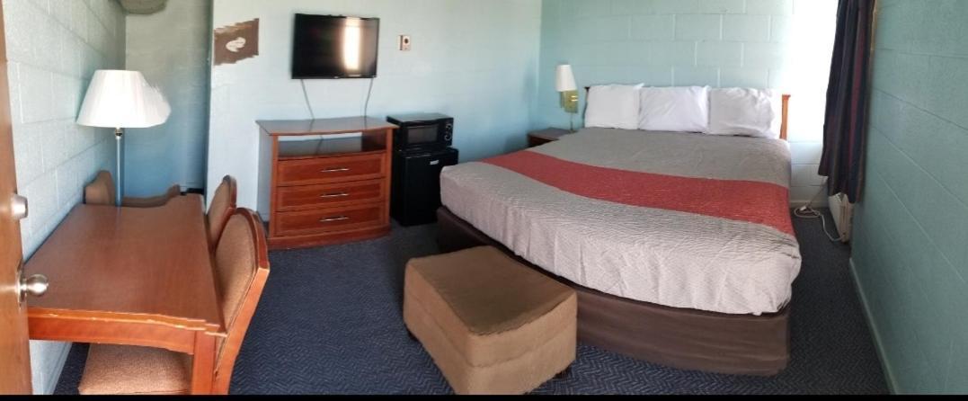 Holiday Host Motel Сонора Экстерьер фото